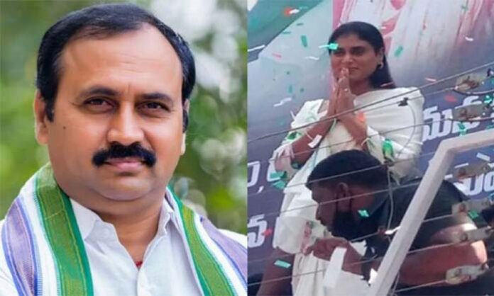 YCP MLA Meets Sharmila, what’s cooking?